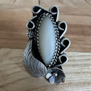 VTG Navajo Ring Size 5 MOP Shell Leaf Whirlwind Flower‎ Sterling 5.5g READ AS IS